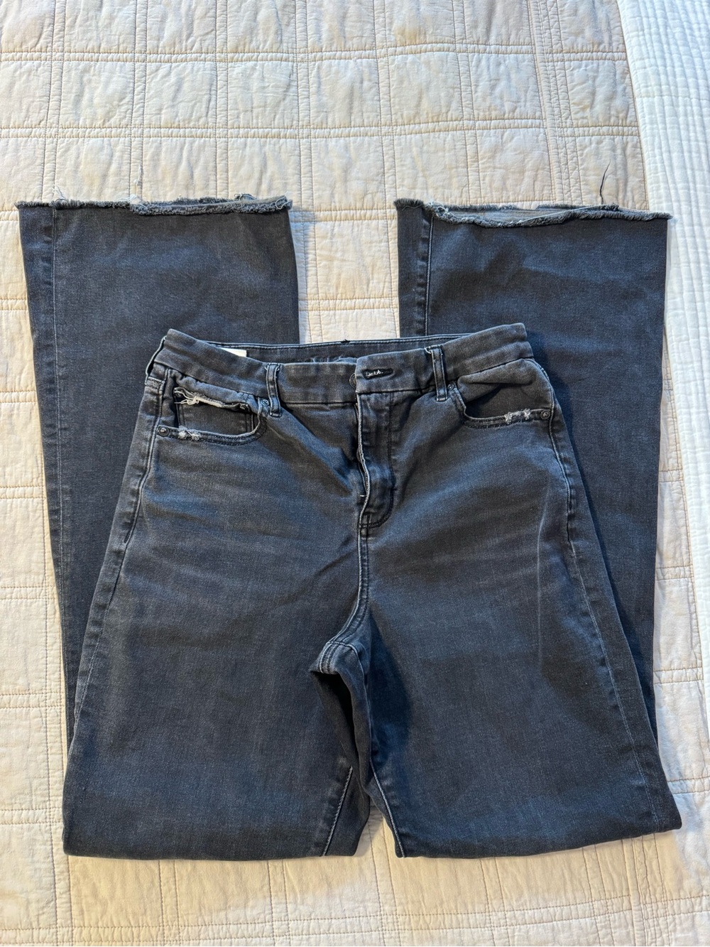 American Eagle high rise flare jeans - Picture 9 of 11